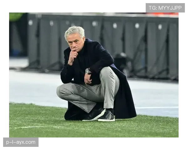 穆里尼奥战术进化论：如何以防守反击重塑现代足球格局