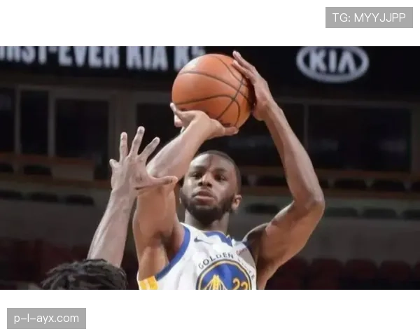 乌拉圭队控球艺术惊艳赛场，战术革新引发球迷热议