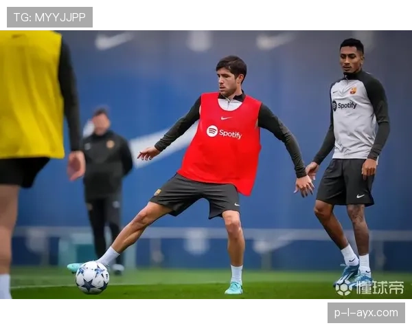 罗贝托转会传闻愈演愈烈，多家豪门密切关注其未来动向