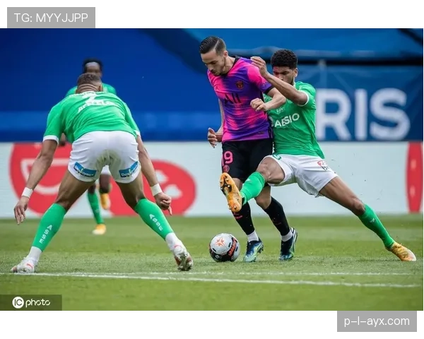 圣埃蒂安展现攻防平衡的魅力,赛季表现备受关注 圣埃蒂安展现攻防平衡的魅力,赛季表现备受关注