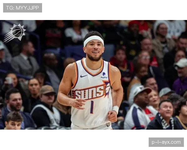 布克训练完直接去夜店？这作息也太NBA了