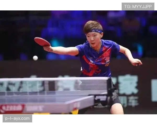 辛德胡赛场像战神，出场像走秀——她那只包和日常账单，普通人连想象都费劲